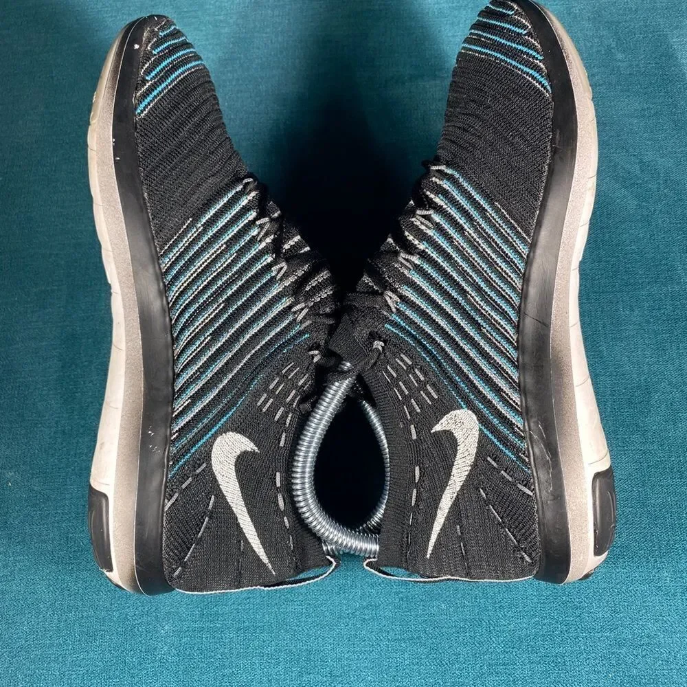 Size 6.5 - Women’s Nike Free Run Flyknit shoes